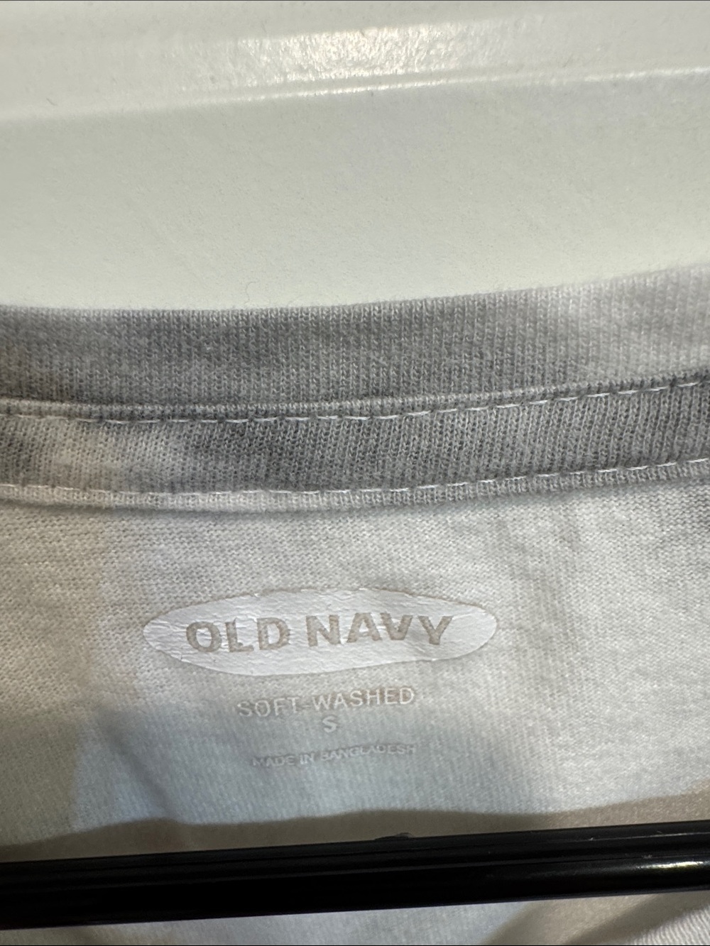 Old Navy Gray & White Soft-Washed Tee - Picture 2 of 3